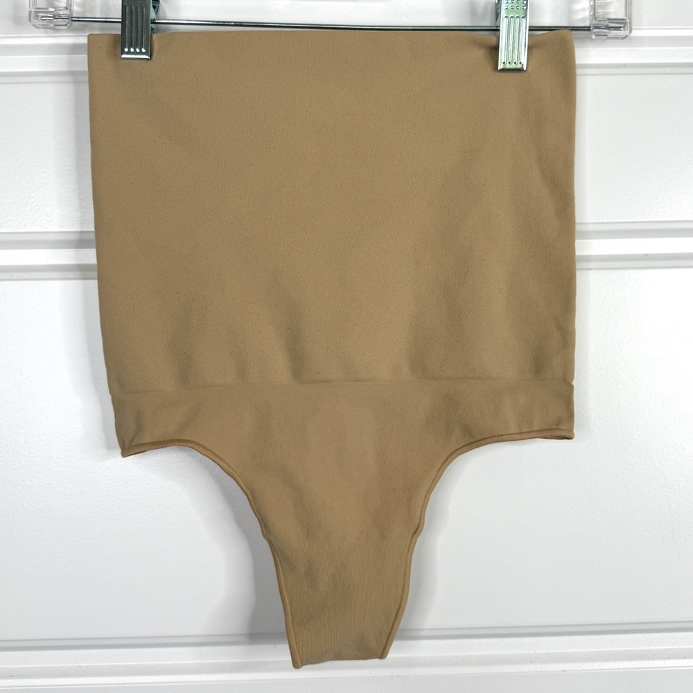 SKIMS Seamless Sculpt High Waisted Thong NEW Size 4X/5X